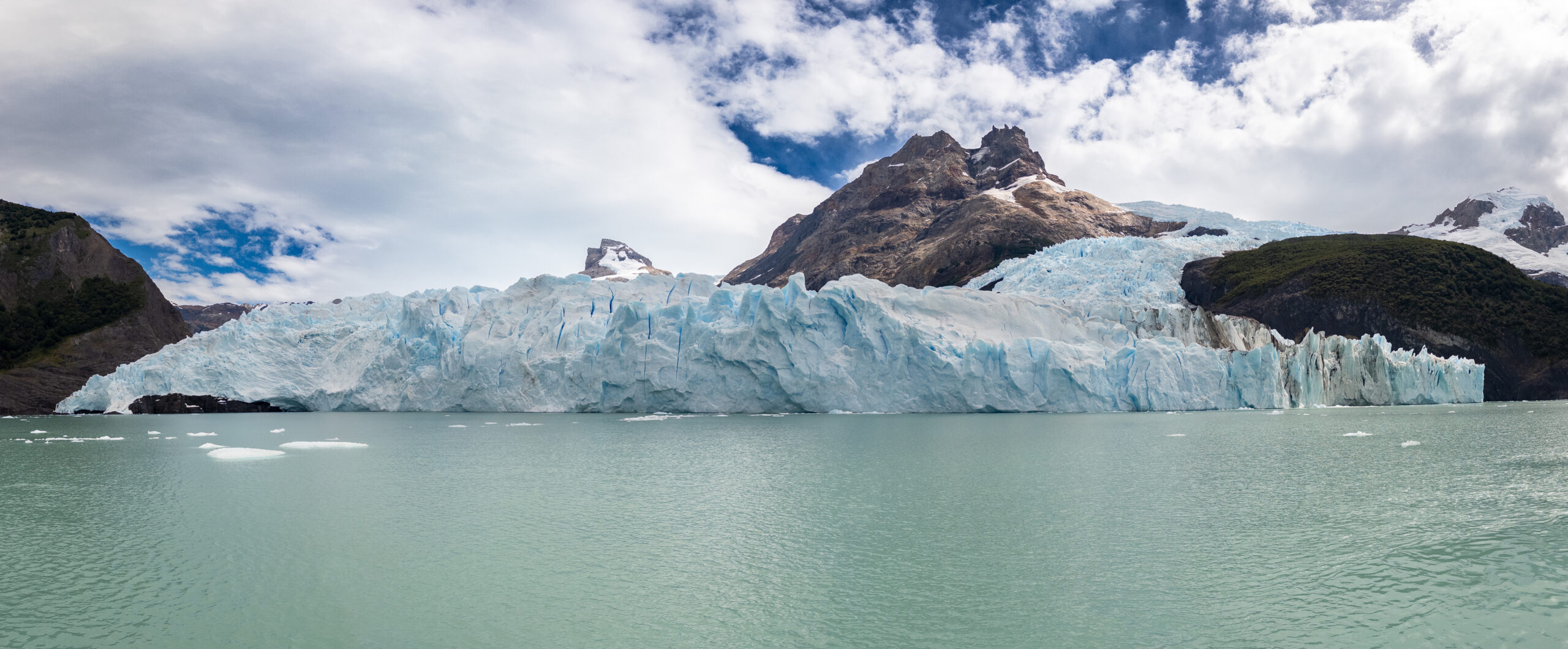 Majestic Glacial Landscape with Turquoise Waters and Skies
